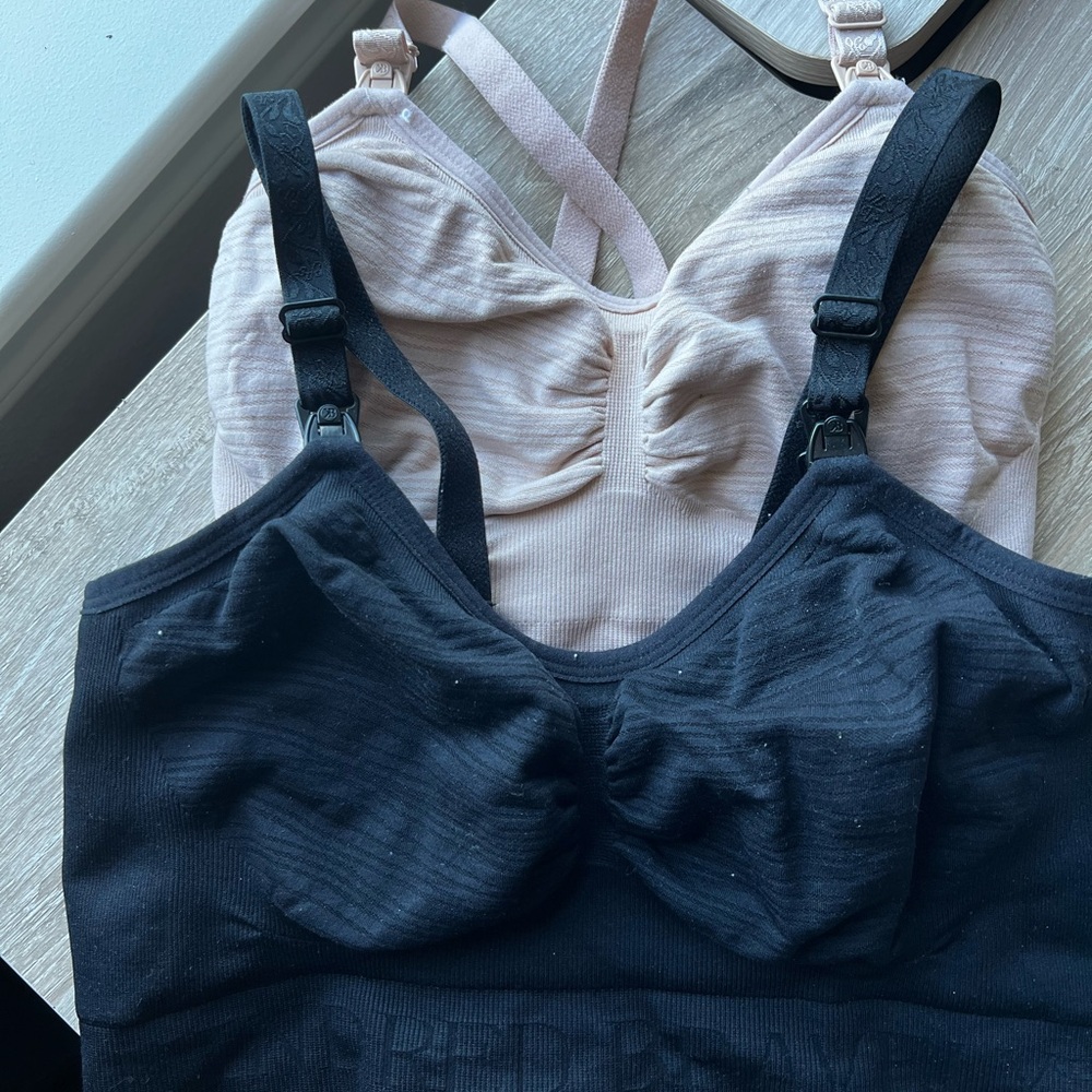2 Kindred Bravely Sublime Hands-Free Pumping & Nursing Bra - M medium